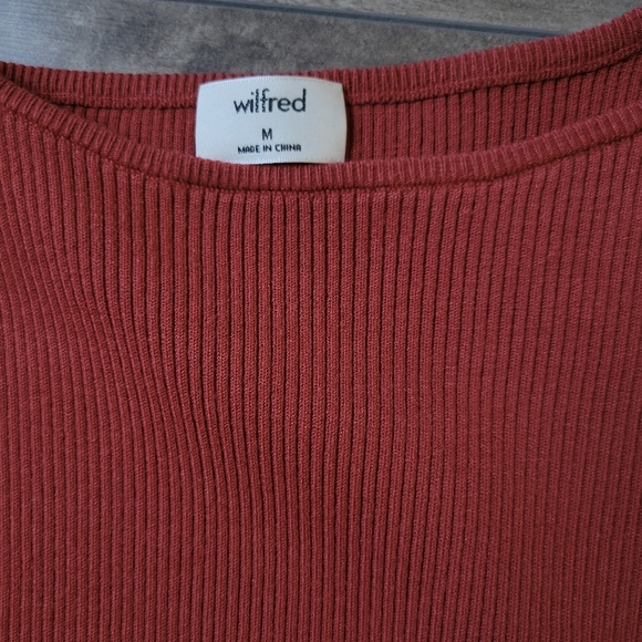 Cut-Out Knit Top - Picture 2 of 4